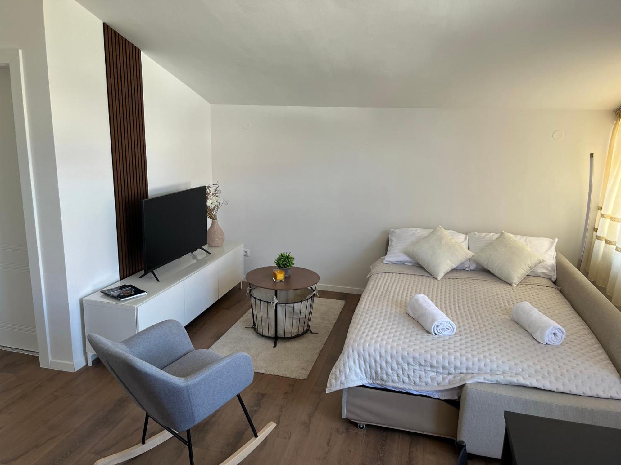 Studio Apartment Elena Задар Екстериор снимка
